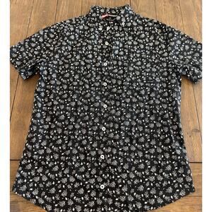 MARVEL Shirt Small Short Sleeve Slim Fit Mens Button Up Black White Print